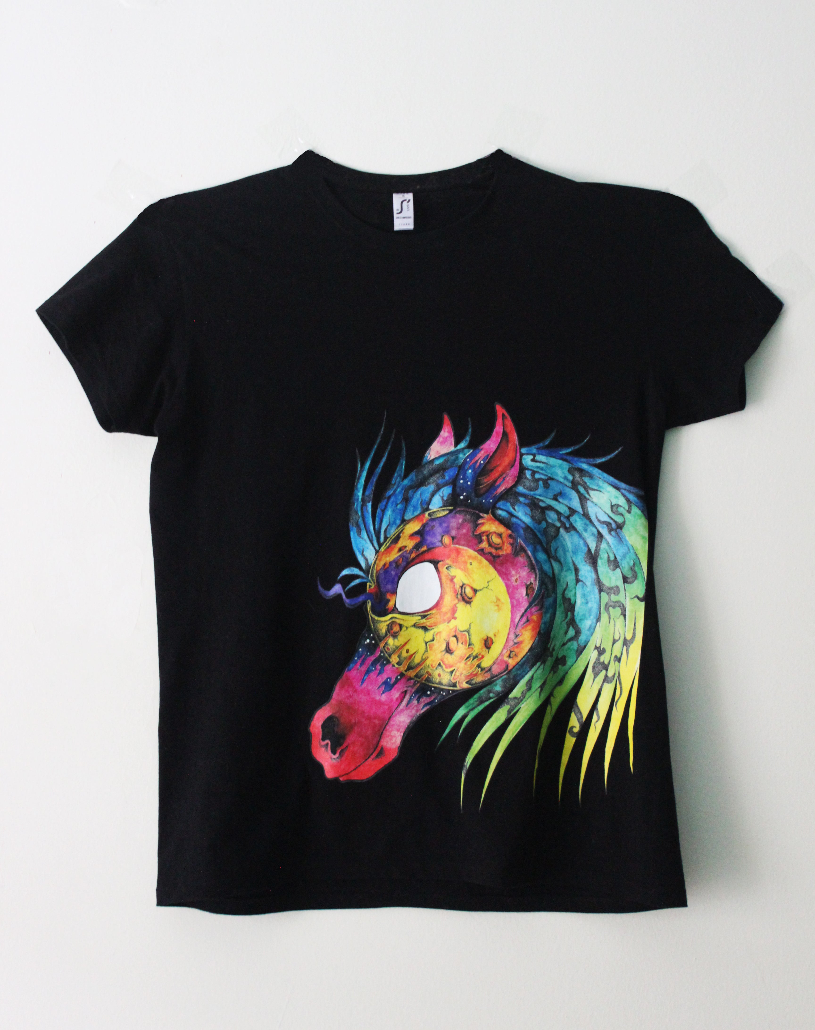 "Rainbow Horse" T-Shirt